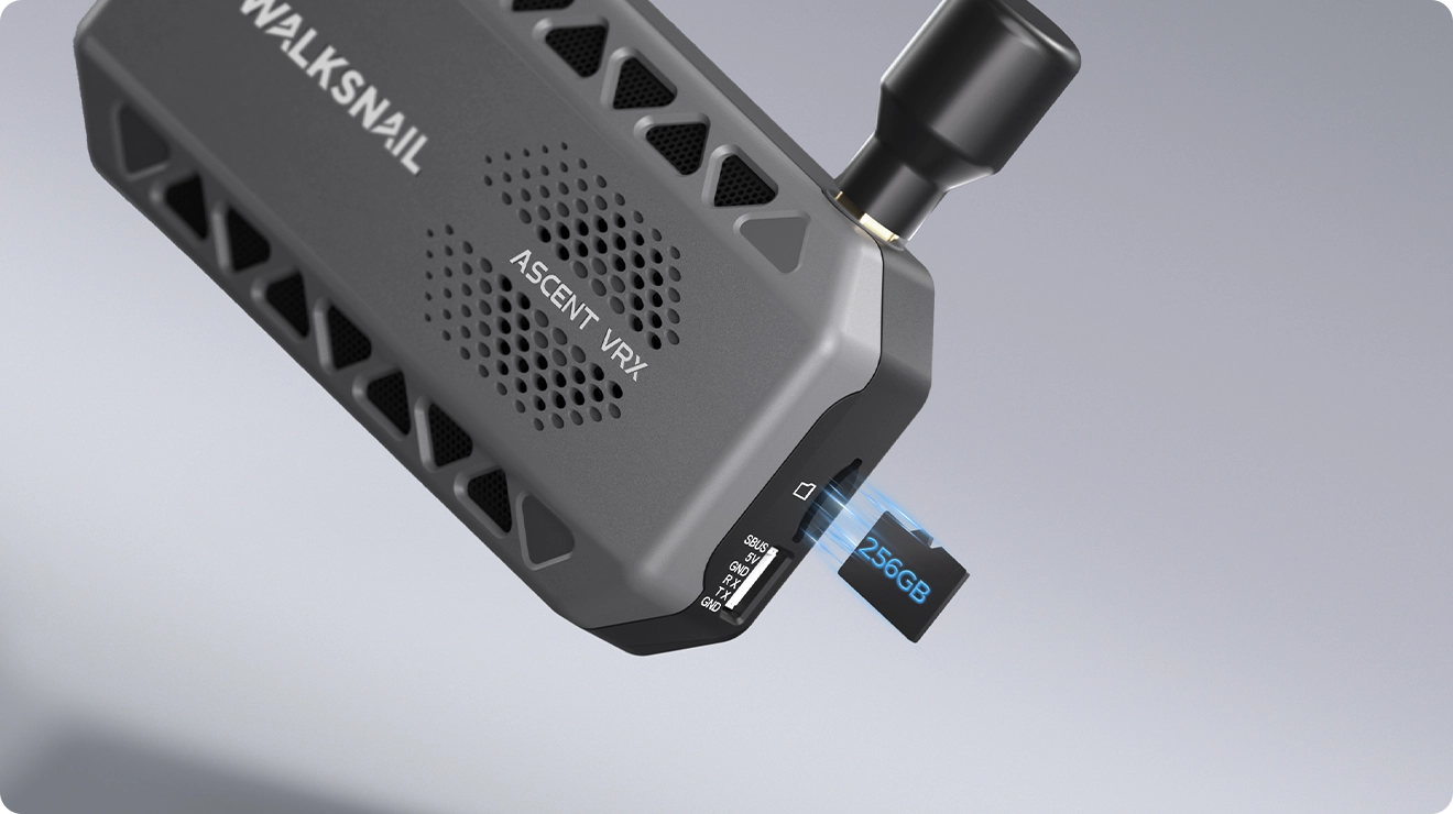 内置SD卡槽 精彩随时存